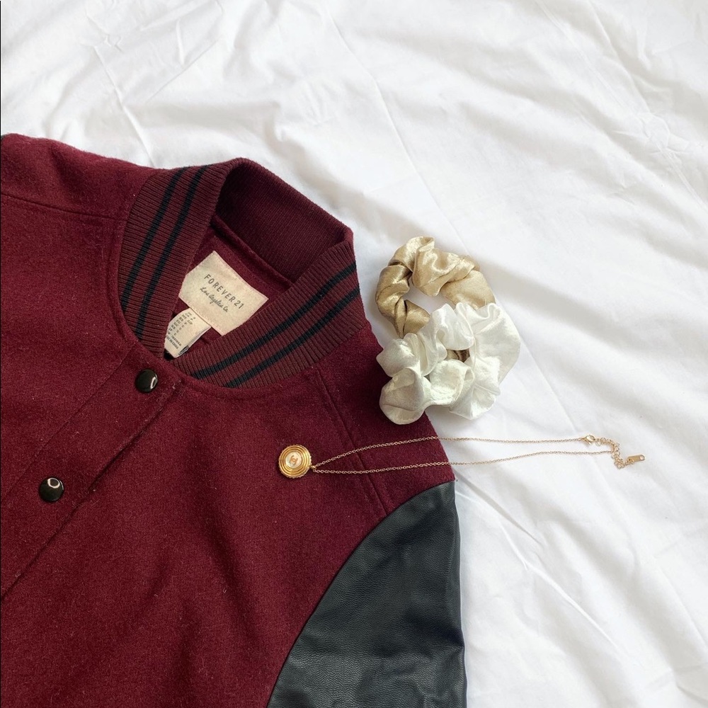 FOREVER 21 VARSITY JACKET